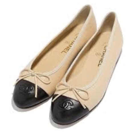 chanel ballet pumps beige and black|classic Chanel ballet flats.